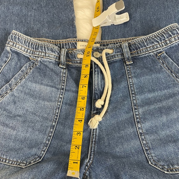 Lucky Brand Pull On Patch Pocket Wide-Leg Denim Jeans - Picture 13 of 16